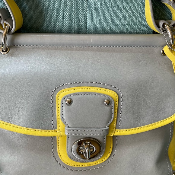 Beautiful Coach Legacy Gray and Yellow  Leather Willis Crossbody - Picture 4 of 6